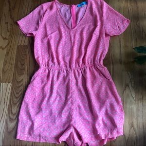 Francesca’s Pink Printed Romper, size L